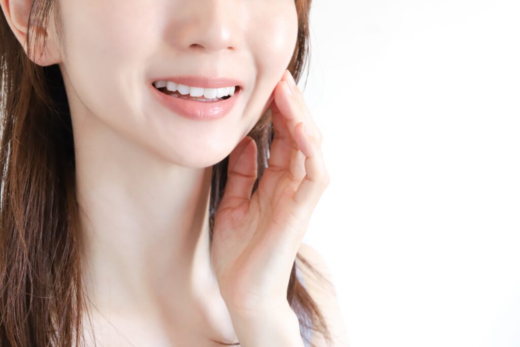 肌が綺麗な女性