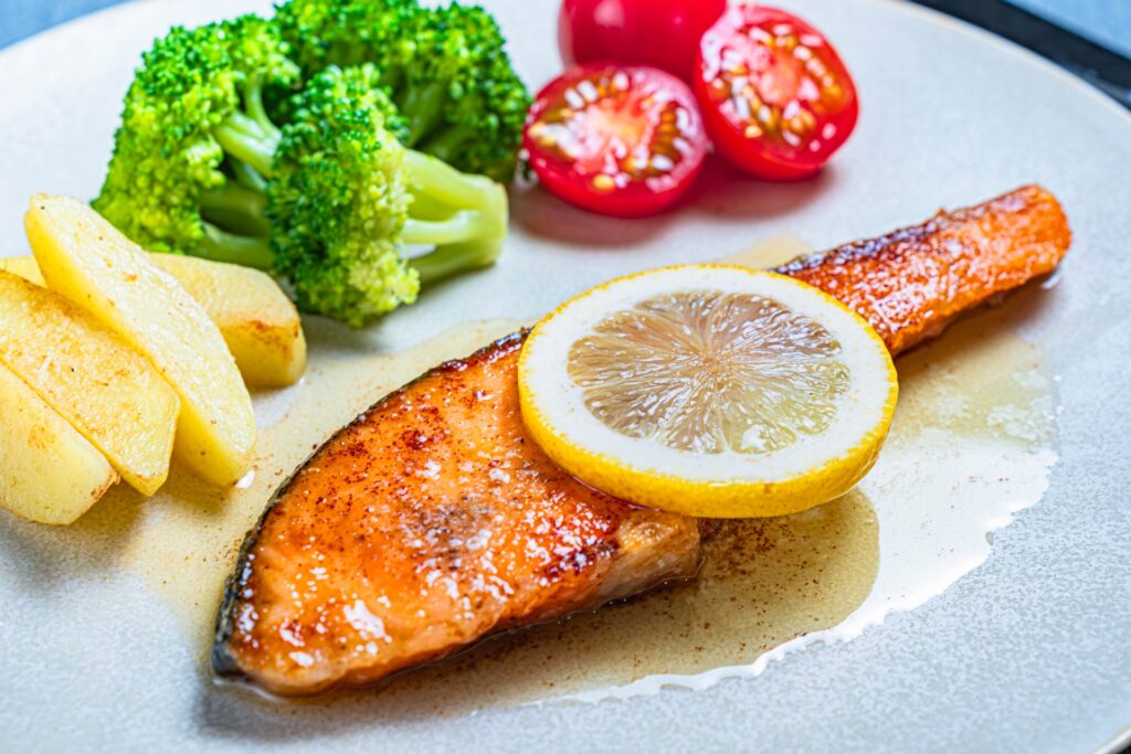 サーモンのバターソテー