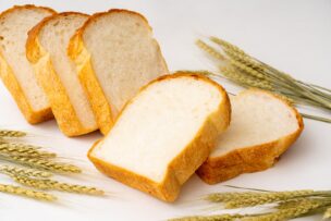 食パンと小麦